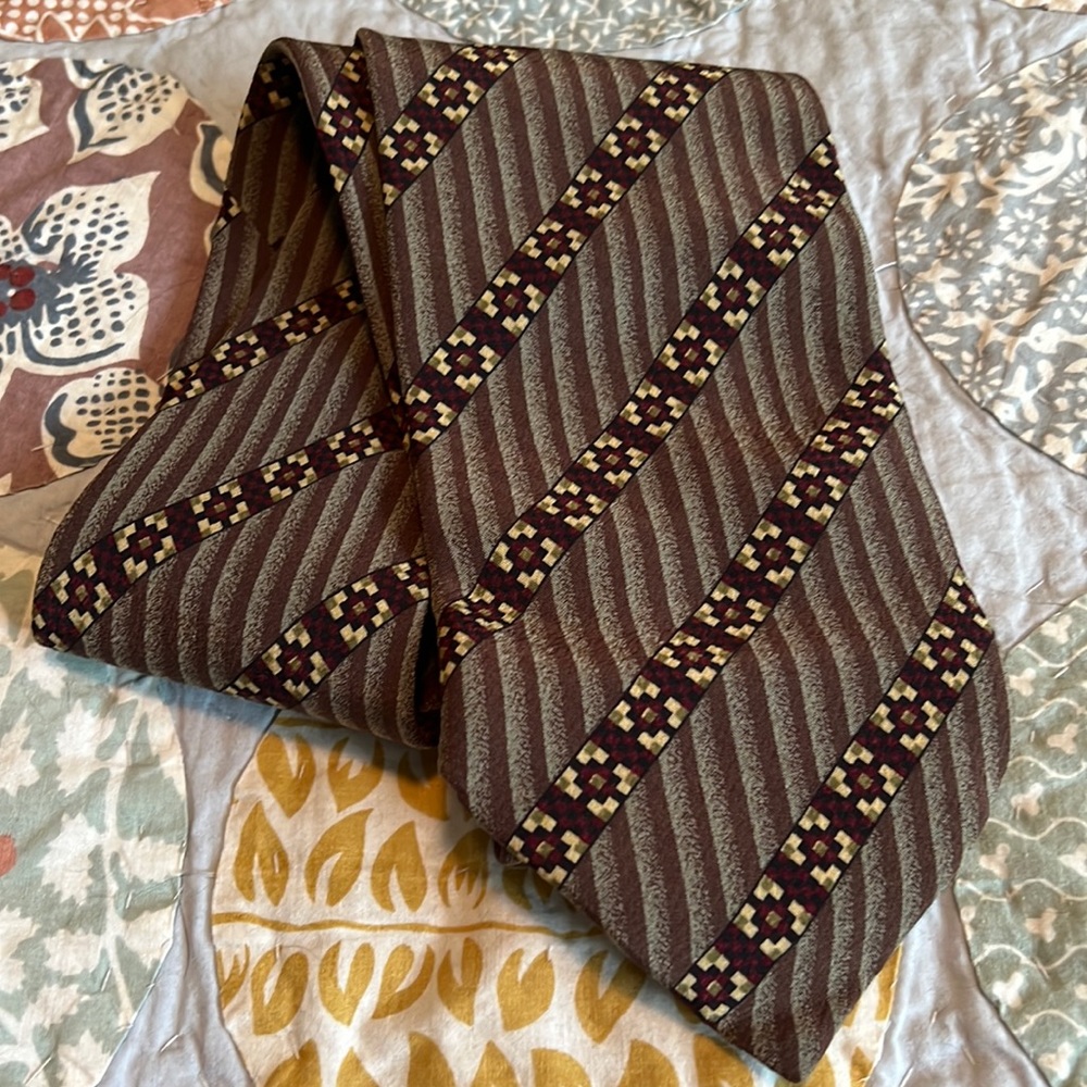 Giorgio Armani tie💖